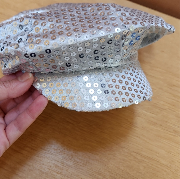 Silver Sequin Newsboy Hat -Child -NEW! - Picture 5 of 6